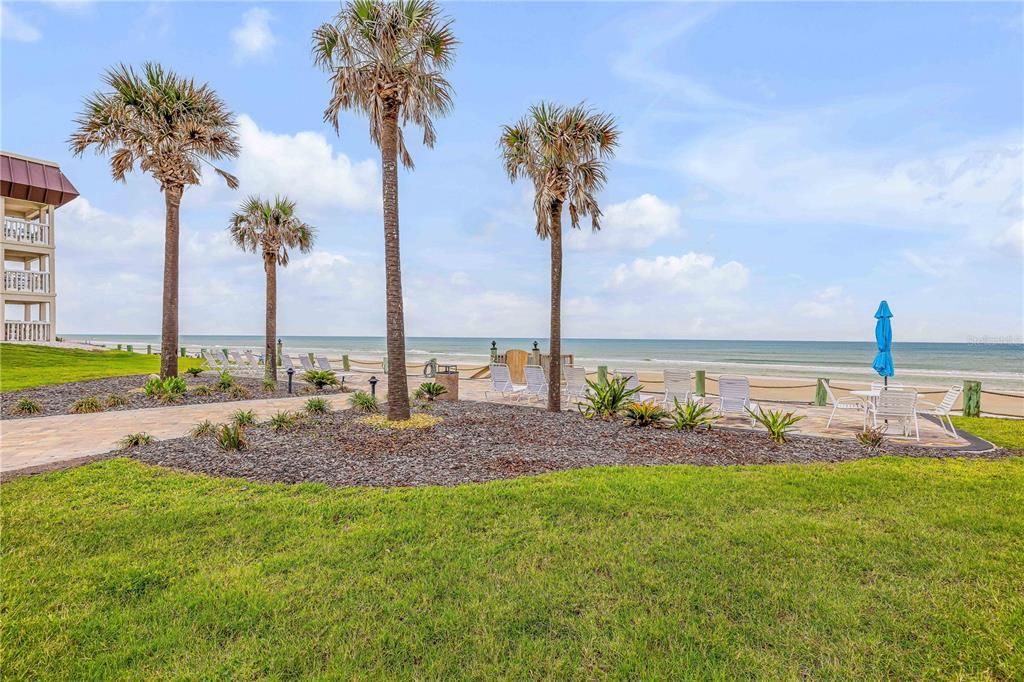 For Sale: $409,000 (1 beds, 1 baths, 720 Square Feet)