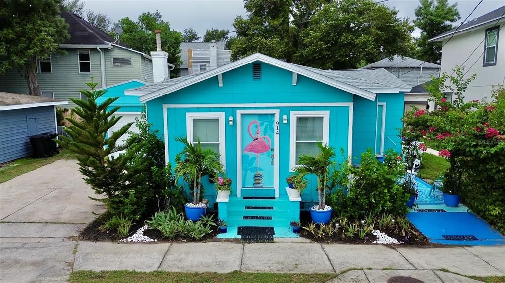 For Rent: $1,100 (1 beds, 1 baths, 300 Square Feet)