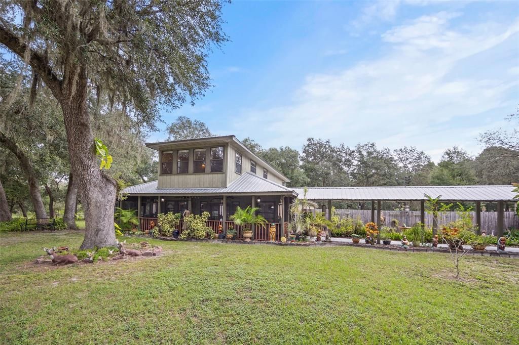 For Sale: $579,900 (4 beds, 2 baths, 2540 Square Feet)