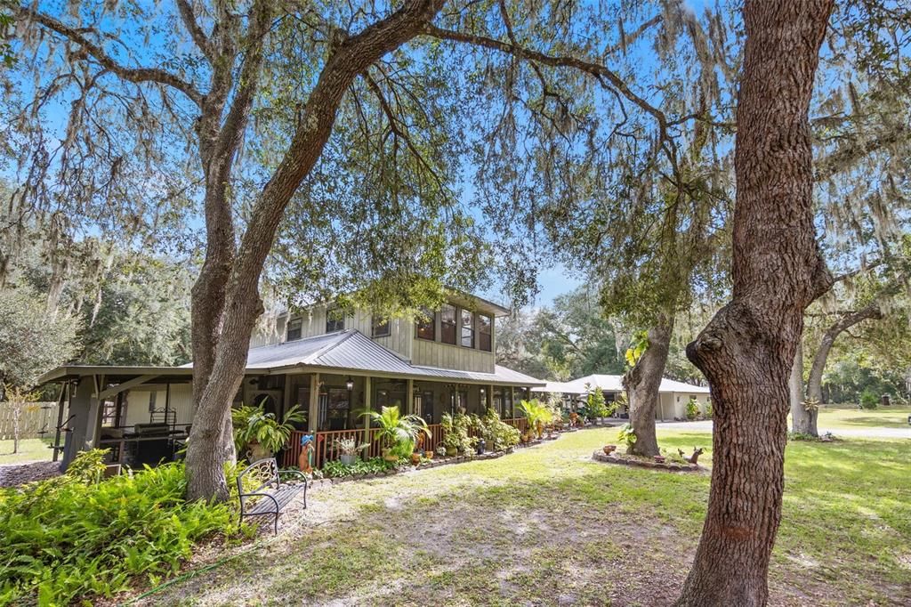 For Sale: $579,900 (4 beds, 2 baths, 2540 Square Feet)