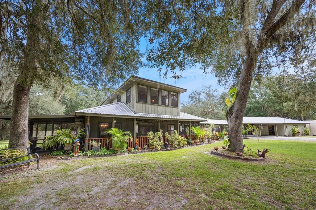 For Sale: $579,900 (4 beds, 2 baths, 2540 Square Feet)