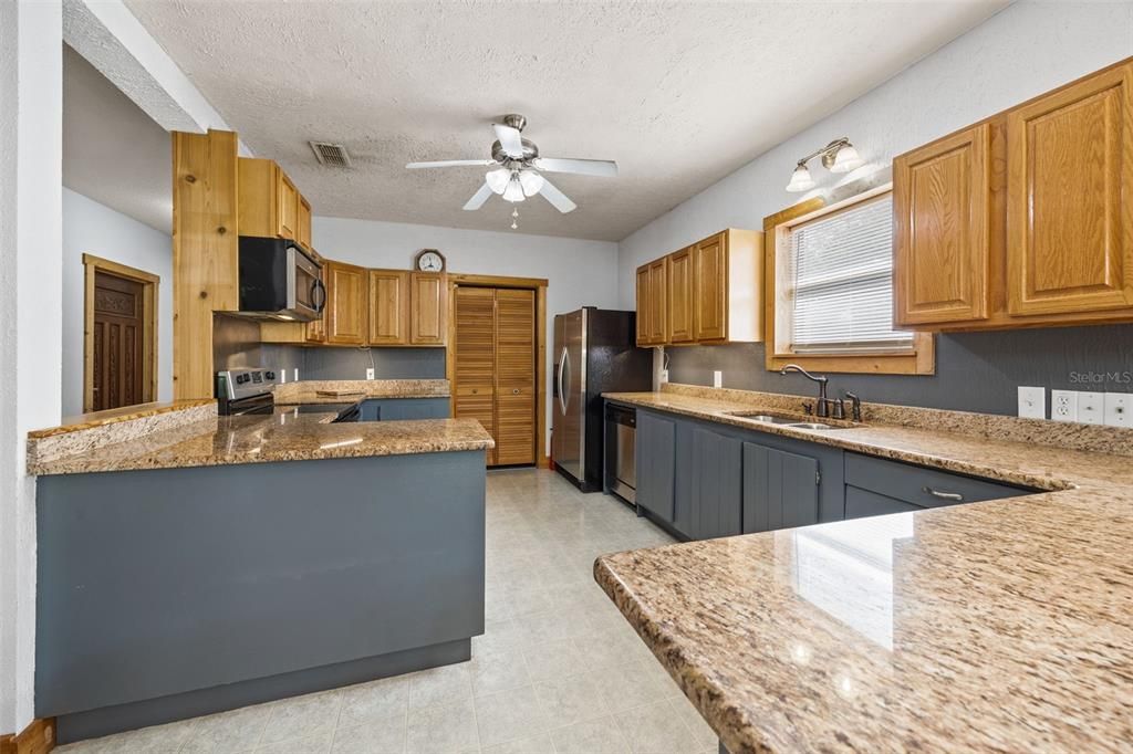 For Sale: $579,900 (4 beds, 2 baths, 2540 Square Feet)