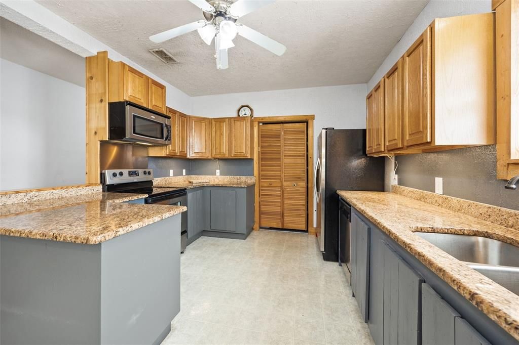 For Sale: $579,900 (4 beds, 2 baths, 2540 Square Feet)