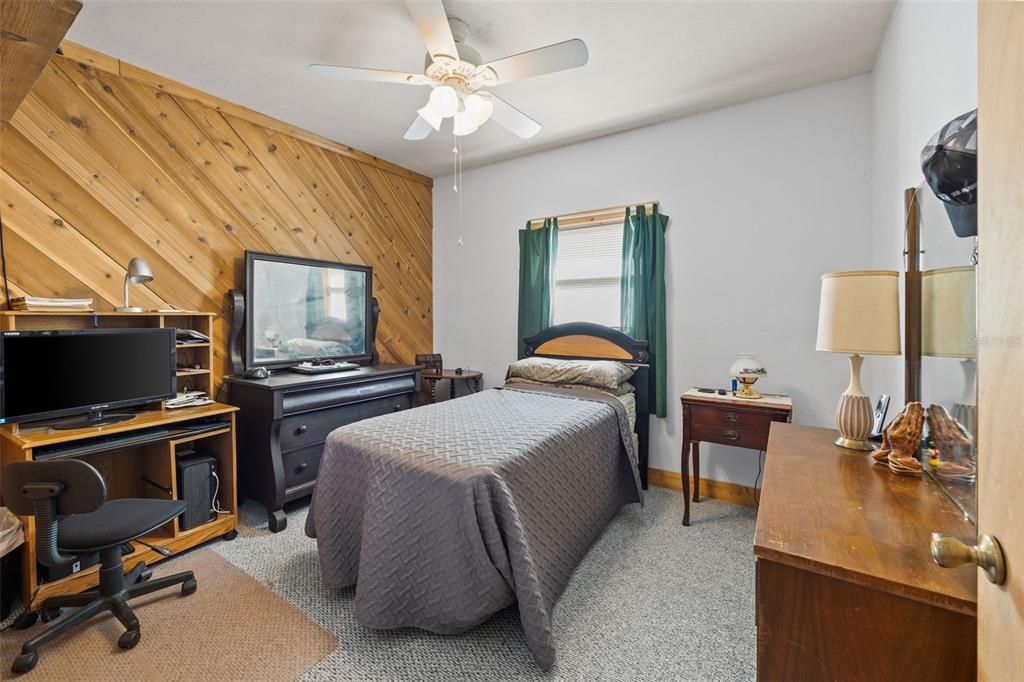 For Sale: $579,900 (4 beds, 2 baths, 2540 Square Feet)