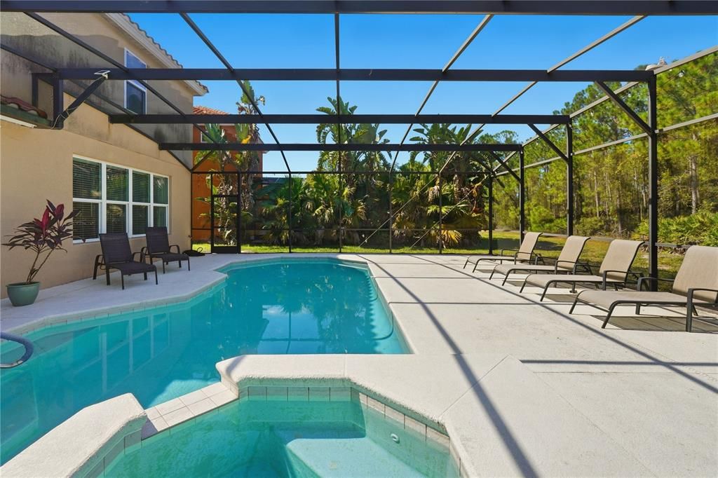 For Sale: $535,000 (6 beds, 5 baths, 3579 Square Feet)