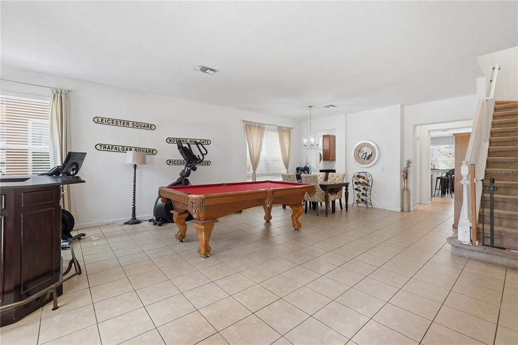 For Sale: $535,000 (6 beds, 5 baths, 3579 Square Feet)