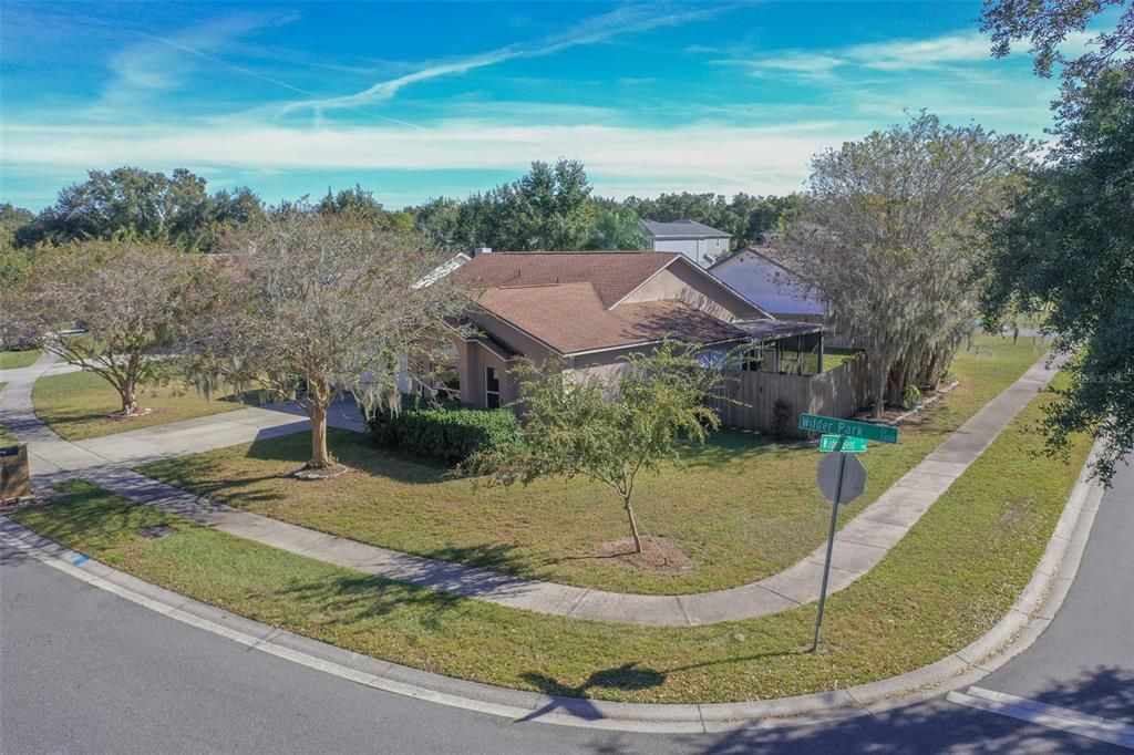 For Sale: $315,000 (3 beds, 2 baths, 1484 Square Feet)