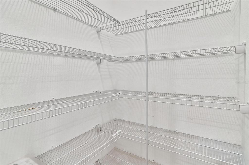 For Sale: $329,900 (3 beds, 2 baths, 1552 Square Feet)