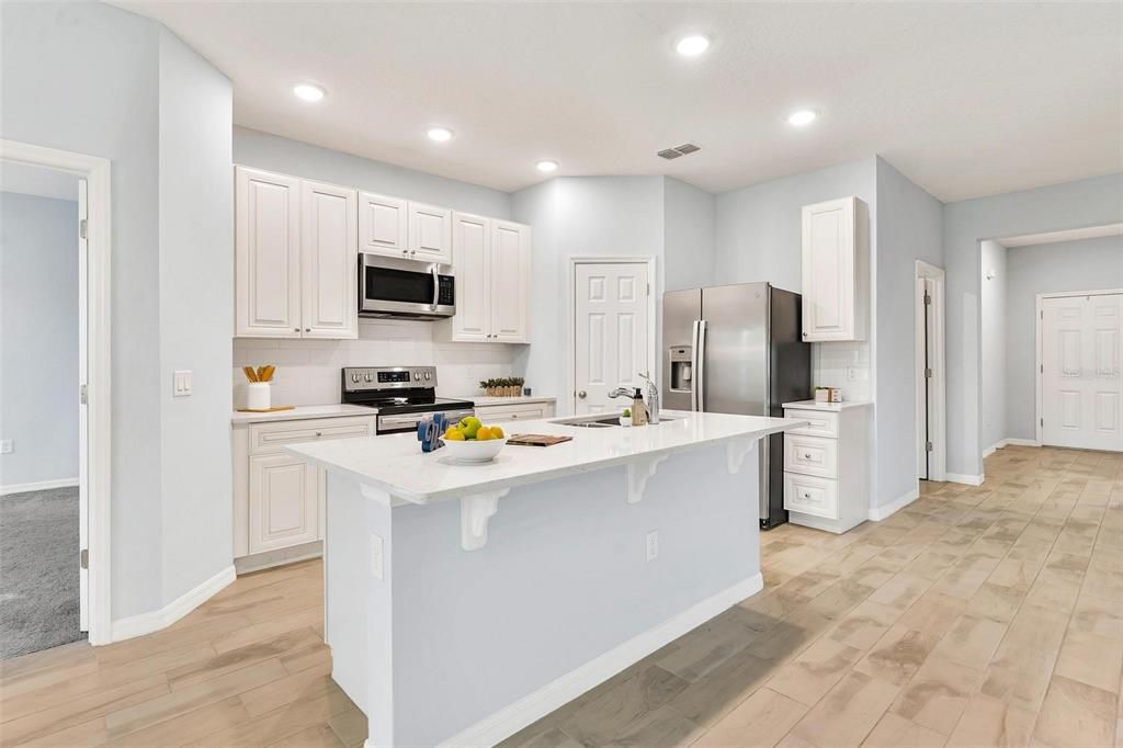 For Sale: $329,900 (3 beds, 2 baths, 1552 Square Feet)