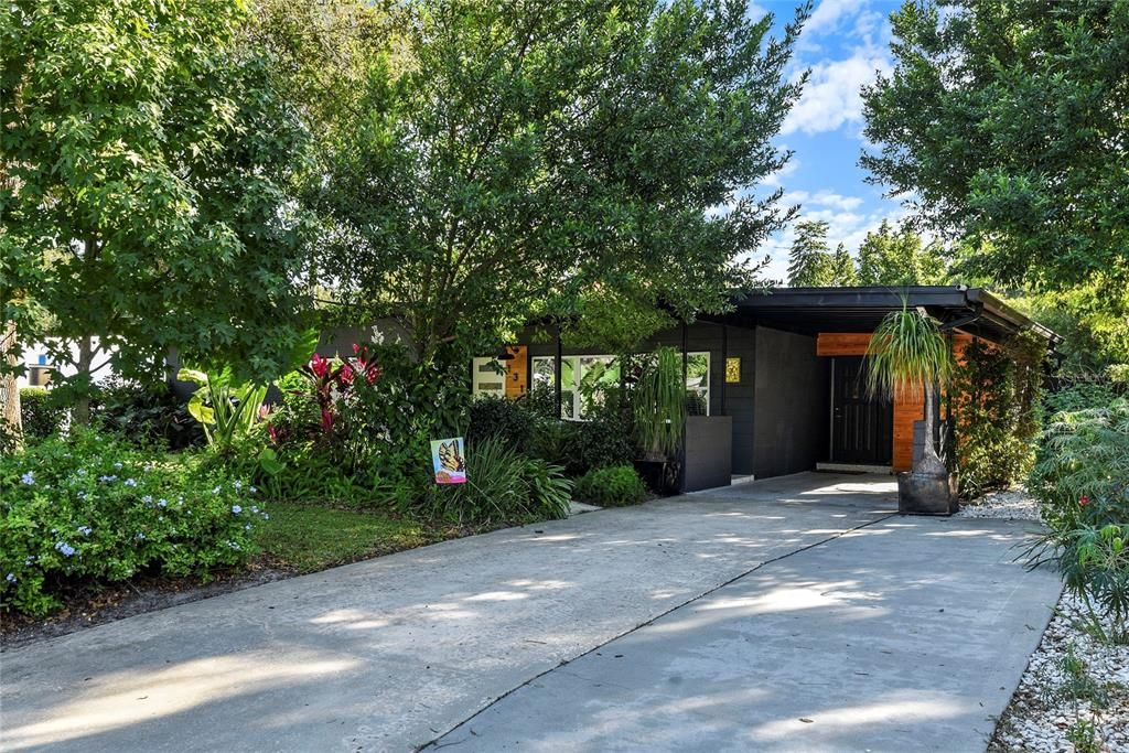 Recently Sold: $395,000 (3 beds, 2 baths, 1380 Square Feet)