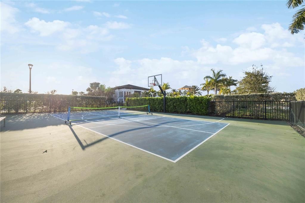 На продажу: $1,499,900 (4 спален, 5 ванн, 3646 Квадратных фут)