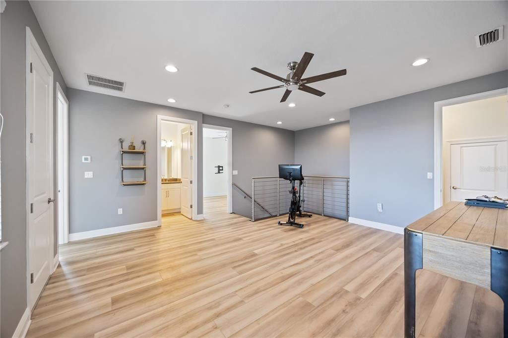 На продажу: $1,499,900 (4 спален, 5 ванн, 3646 Квадратных фут)