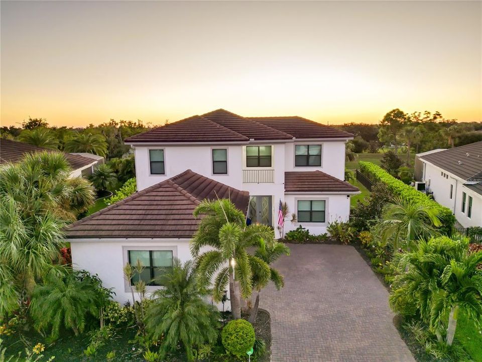 На продажу: $1,499,900 (4 спален, 5 ванн, 3646 Квадратных фут)