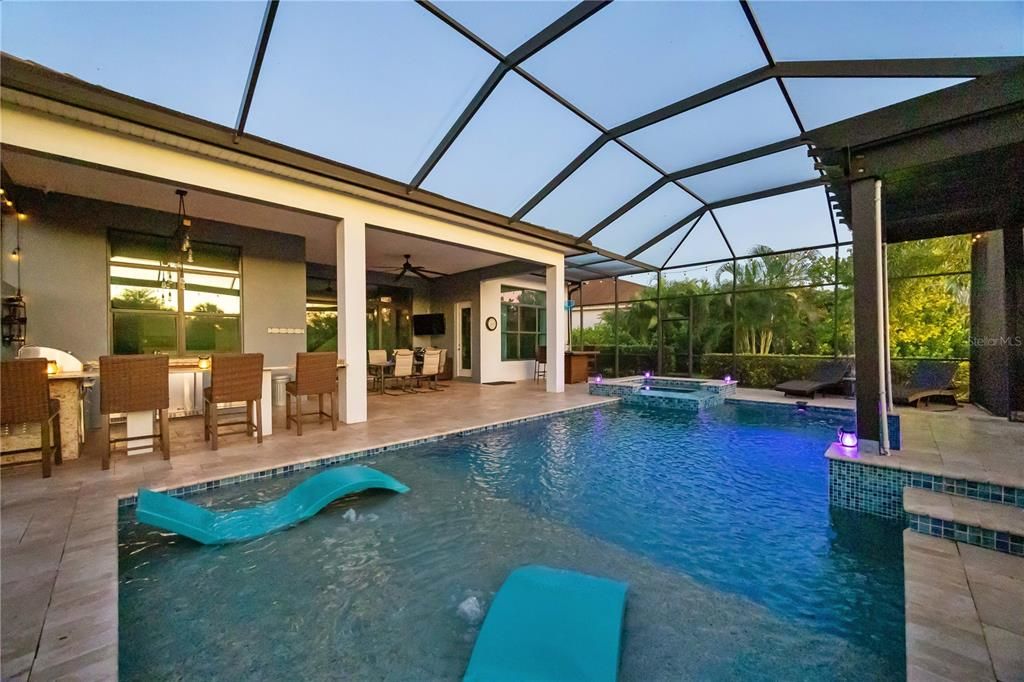 На продажу: $1,499,900 (4 спален, 5 ванн, 3646 Квадратных фут)