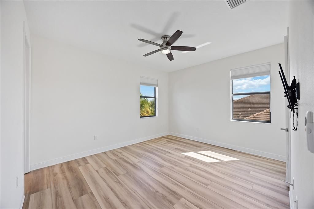 На продажу: $1,499,900 (4 спален, 5 ванн, 3646 Квадратных фут)