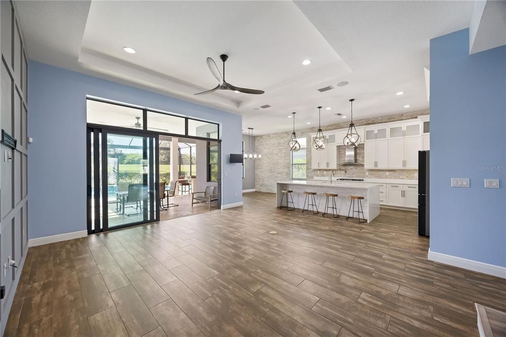 На продажу: $1,499,900 (4 спален, 5 ванн, 3646 Квадратных фут)