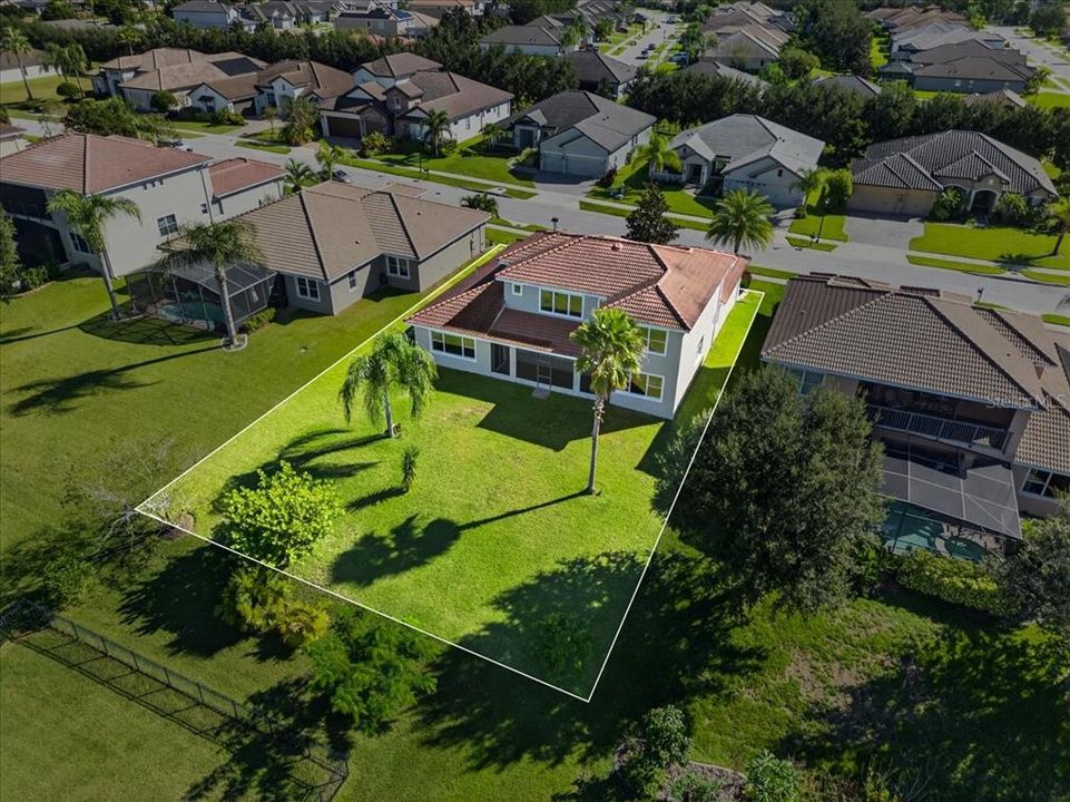 Activo con contrato: $629,900 (4 camas, 4 baños, 3386 Pies cuadrados)