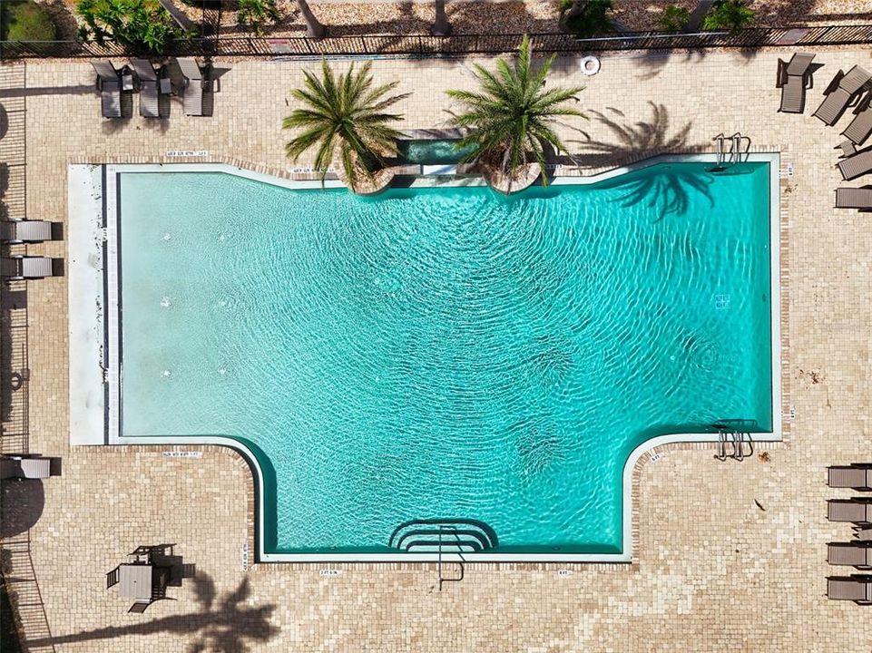 Activo con contrato: $629,900 (4 camas, 4 baños, 3386 Pies cuadrados)