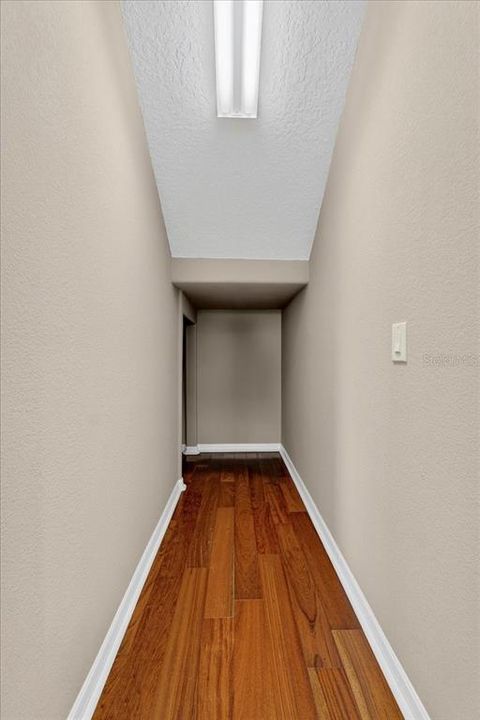 Activo con contrato: $629,900 (4 camas, 4 baños, 3386 Pies cuadrados)