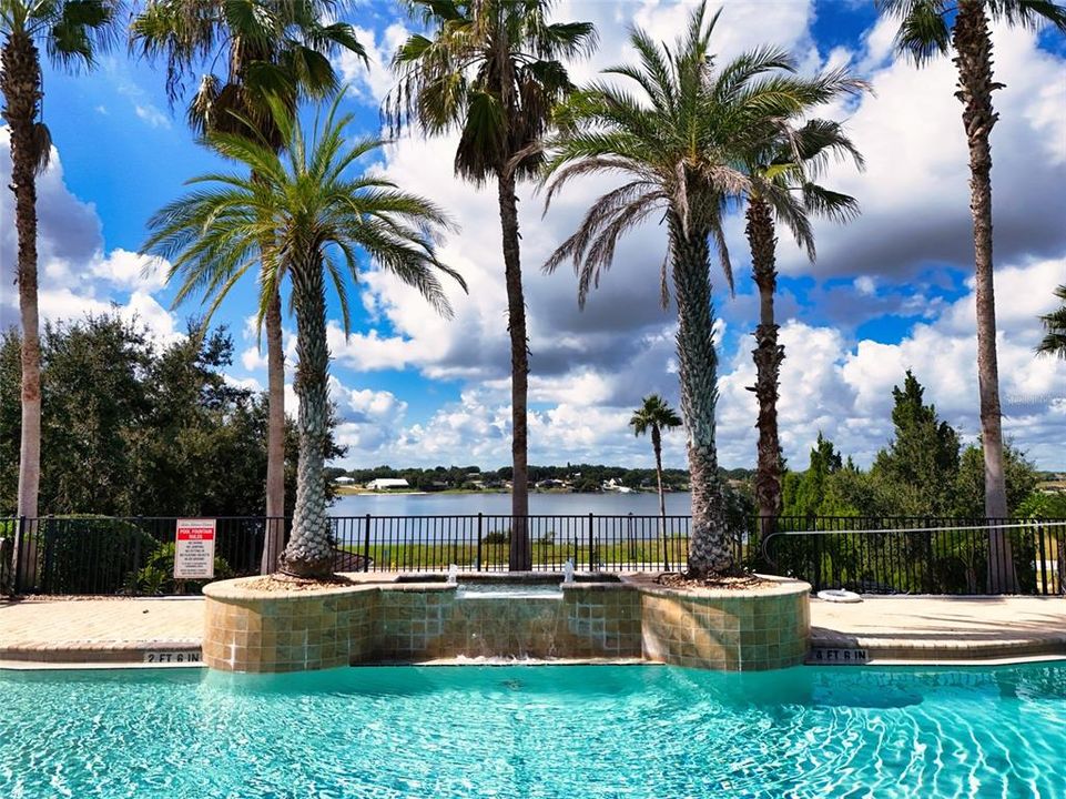 Activo con contrato: $629,900 (4 camas, 4 baños, 3386 Pies cuadrados)