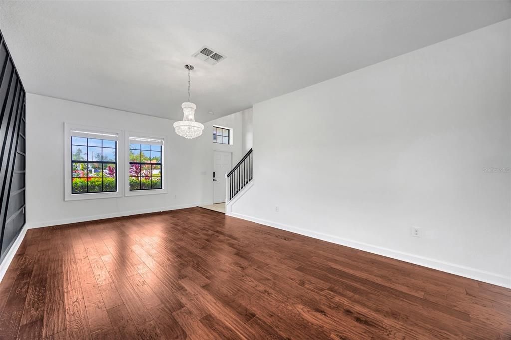 Active With Contract: $695,000 (6 beds, 3 baths, 3127 Square Feet)