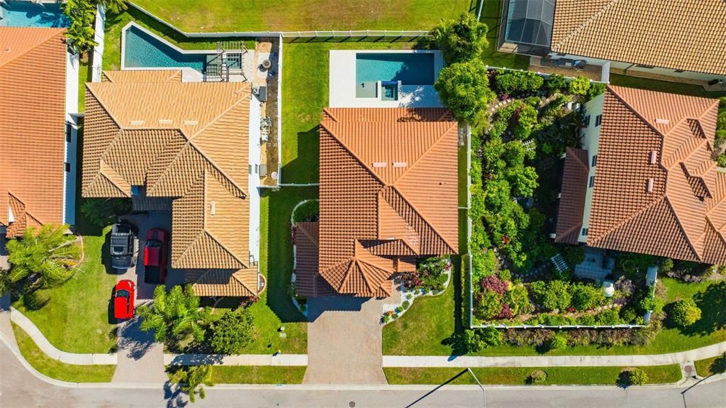 Active With Contract: $695,000 (6 beds, 3 baths, 3127 Square Feet)