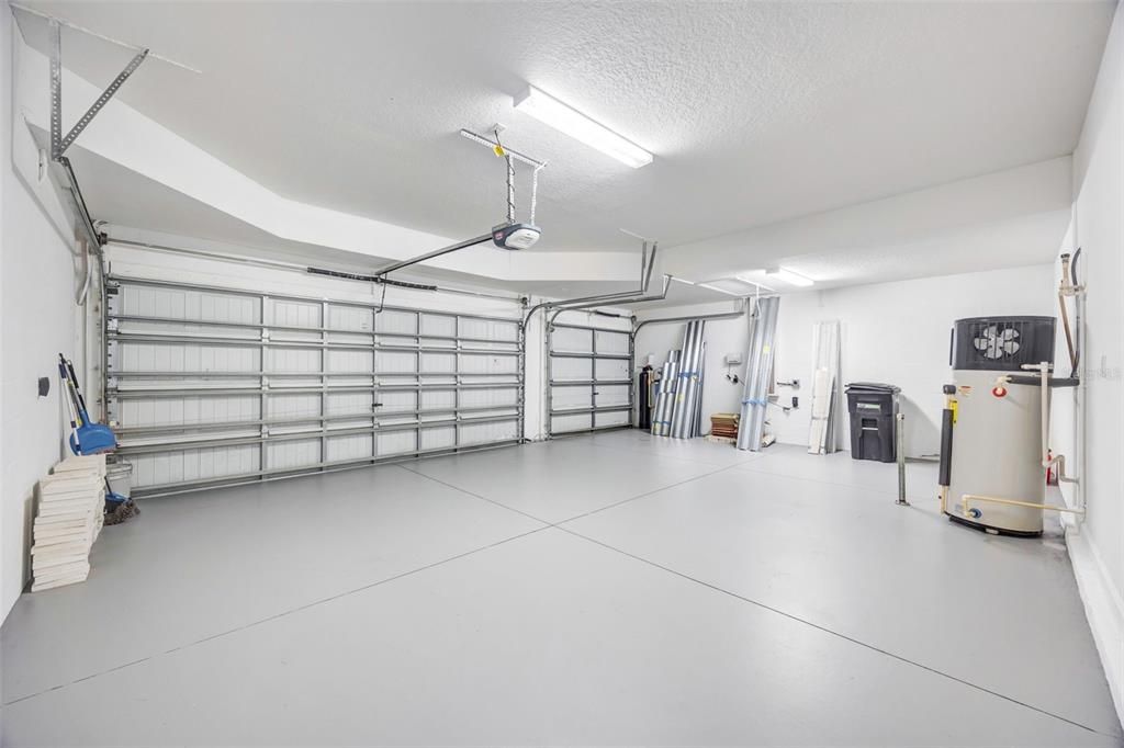 Active With Contract: $695,000 (6 beds, 3 baths, 3127 Square Feet)