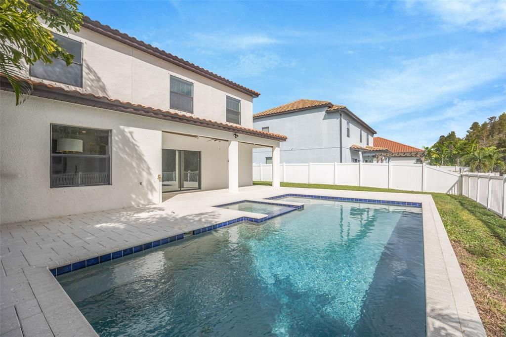 Active With Contract: $695,000 (6 beds, 3 baths, 3127 Square Feet)