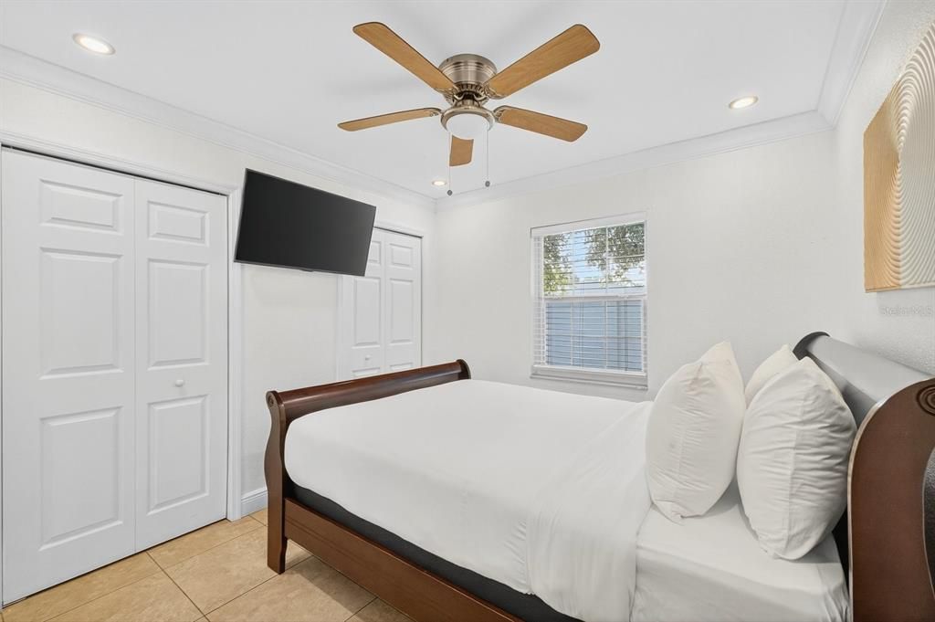 Active With Contract: $445,000 (3 beds, 2 baths, 1314 Square Feet)