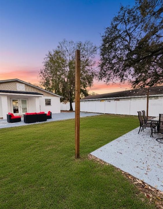 Active With Contract: $445,000 (3 beds, 2 baths, 1314 Square Feet)