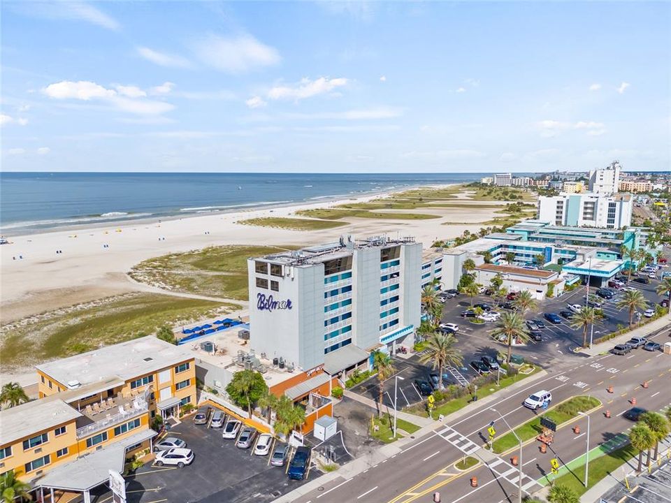 For Sale: $375,000 (0 beds, 1 baths, 330 Square Feet)