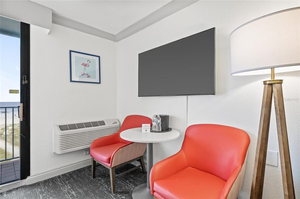 For Sale: $375,000 (0 beds, 1 baths, 330 Square Feet)