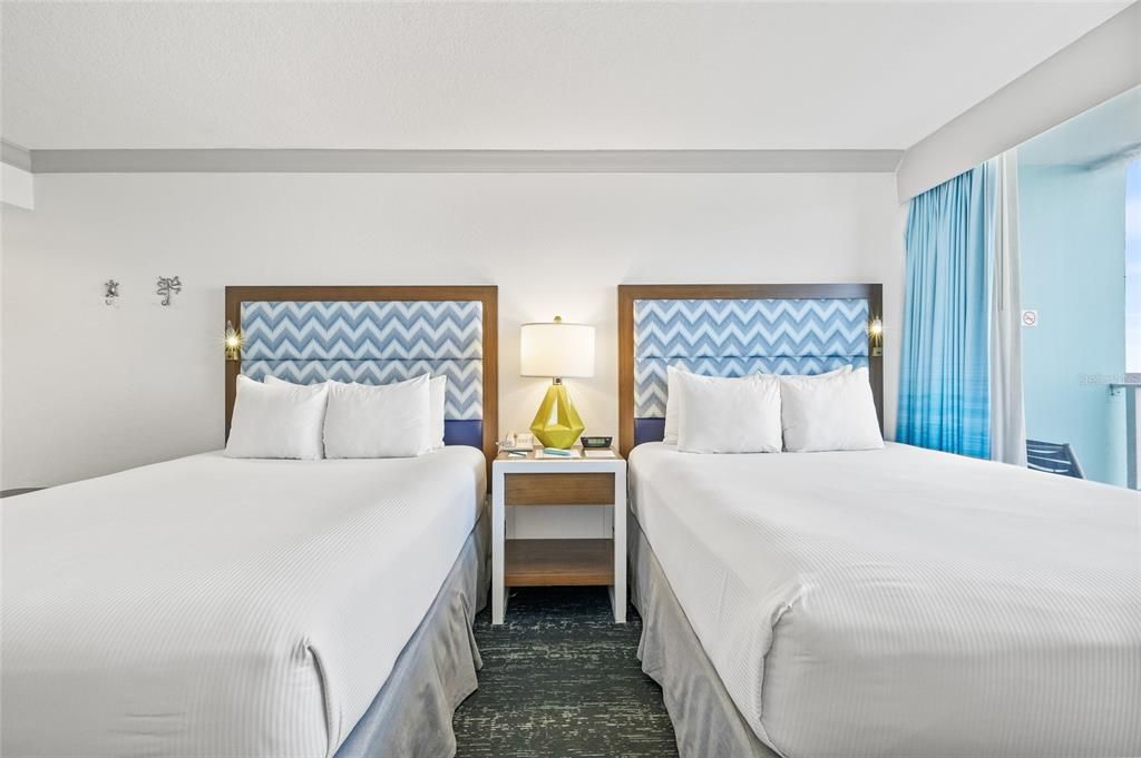 For Sale: $375,000 (0 beds, 1 baths, 330 Square Feet)