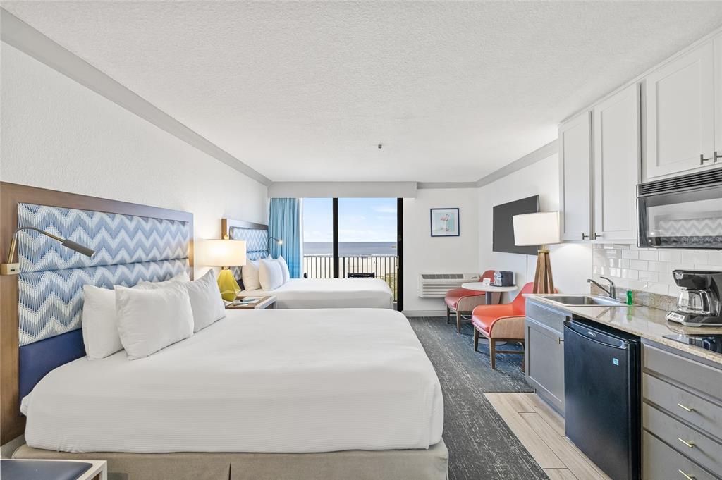 For Sale: $375,000 (0 beds, 1 baths, 330 Square Feet)