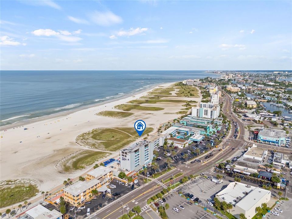 For Sale: $375,000 (0 beds, 1 baths, 330 Square Feet)