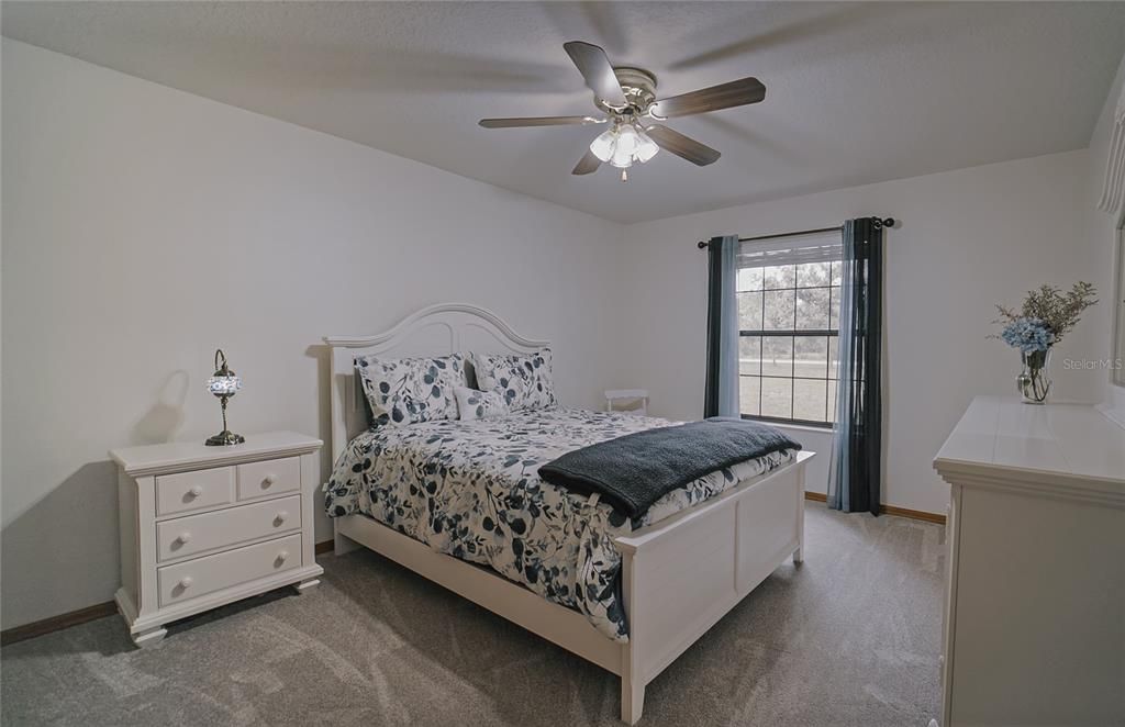 Active With Contract: $648,000 (3 beds, 2 baths, 2406 Square Feet)