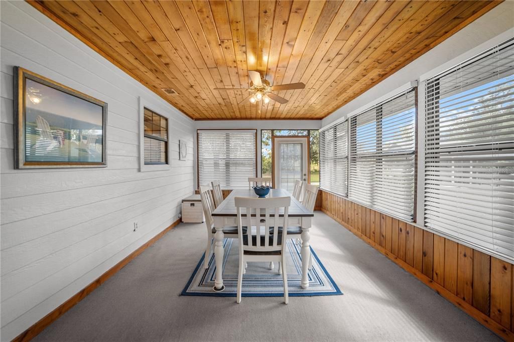 Active With Contract: $648,000 (3 beds, 2 baths, 2406 Square Feet)