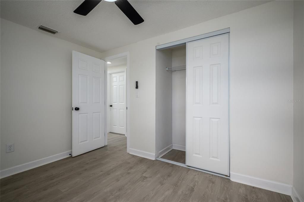 For Sale: $324,900 (3 beds, 1 baths, 900 Square Feet)