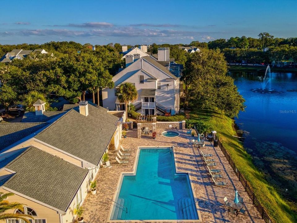 For Sale: $189,900 (2 beds, 1 baths, 945 Square Feet)