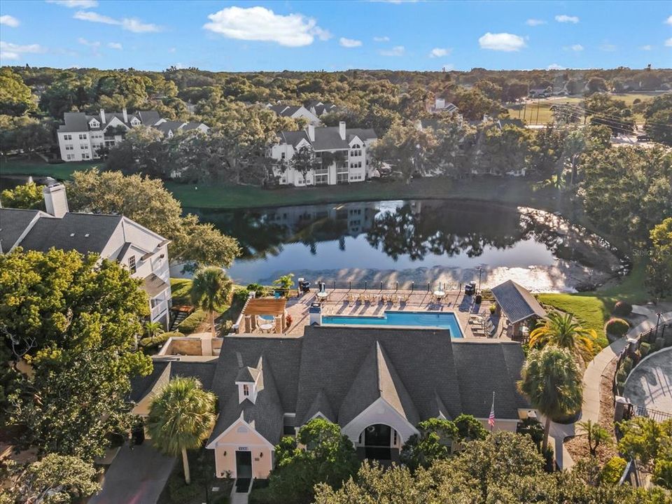 For Sale: $189,900 (2 beds, 1 baths, 945 Square Feet)