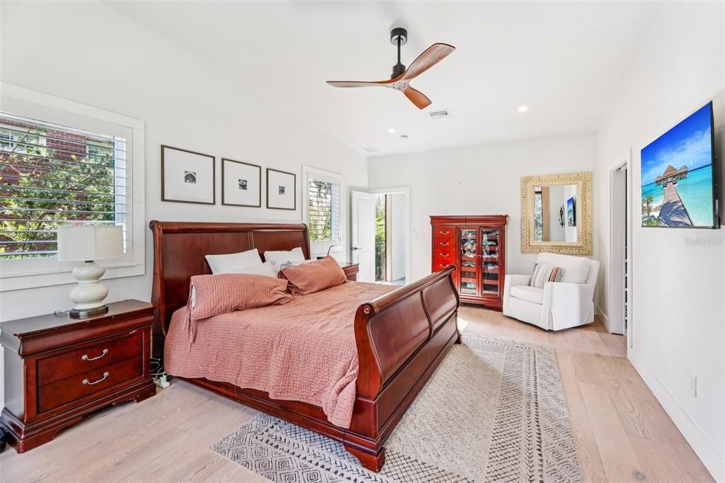 For Sale: $1,836,000 (4 beds, 3 baths, 3142 Square Feet)