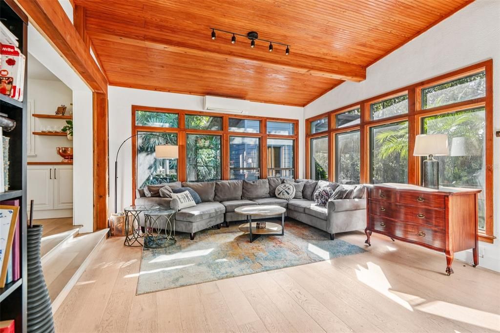 For Sale: $1,836,000 (4 beds, 3 baths, 3142 Square Feet)