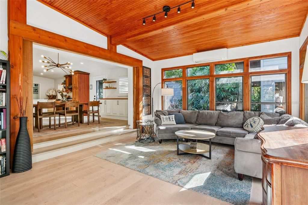 For Sale: $1,836,000 (4 beds, 3 baths, 3142 Square Feet)