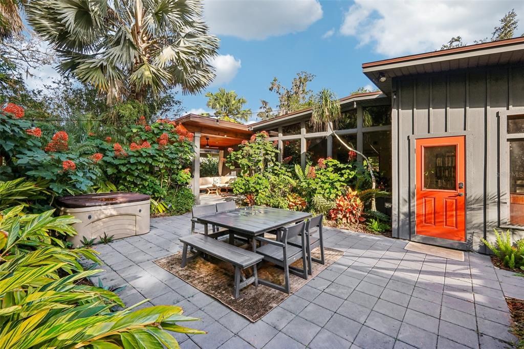 For Sale: $1,836,000 (4 beds, 3 baths, 3142 Square Feet)