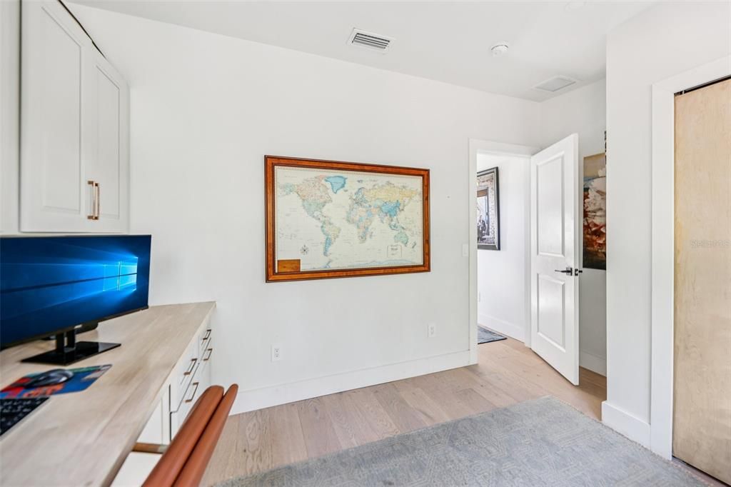 For Sale: $1,836,000 (4 beds, 3 baths, 3142 Square Feet)