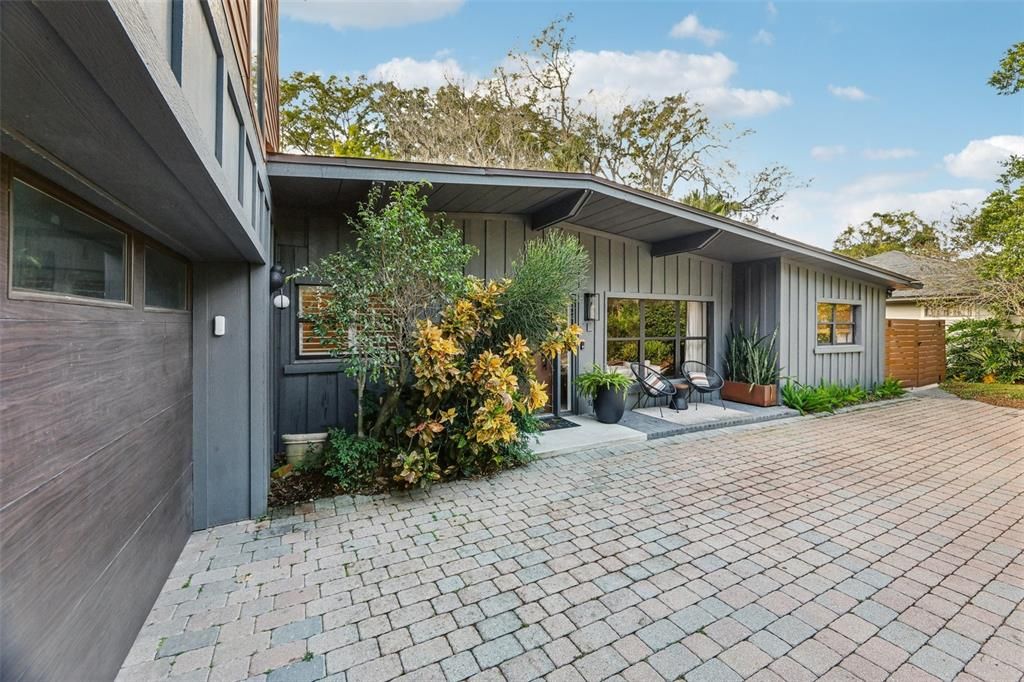 For Sale: $1,836,000 (4 beds, 3 baths, 3142 Square Feet)