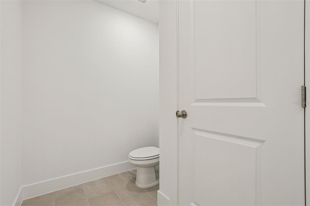 Active With Contract: $465,990 (3 beds, 3 baths, 2072 Square Feet)