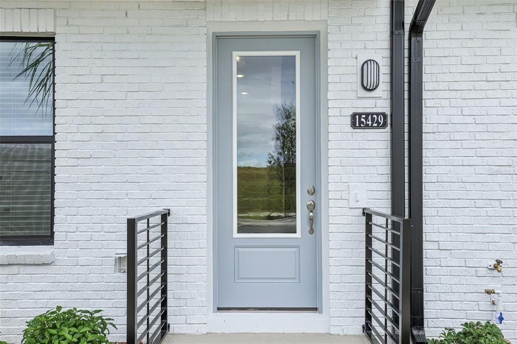 Active With Contract: $465,990 (3 beds, 3 baths, 2072 Square Feet)