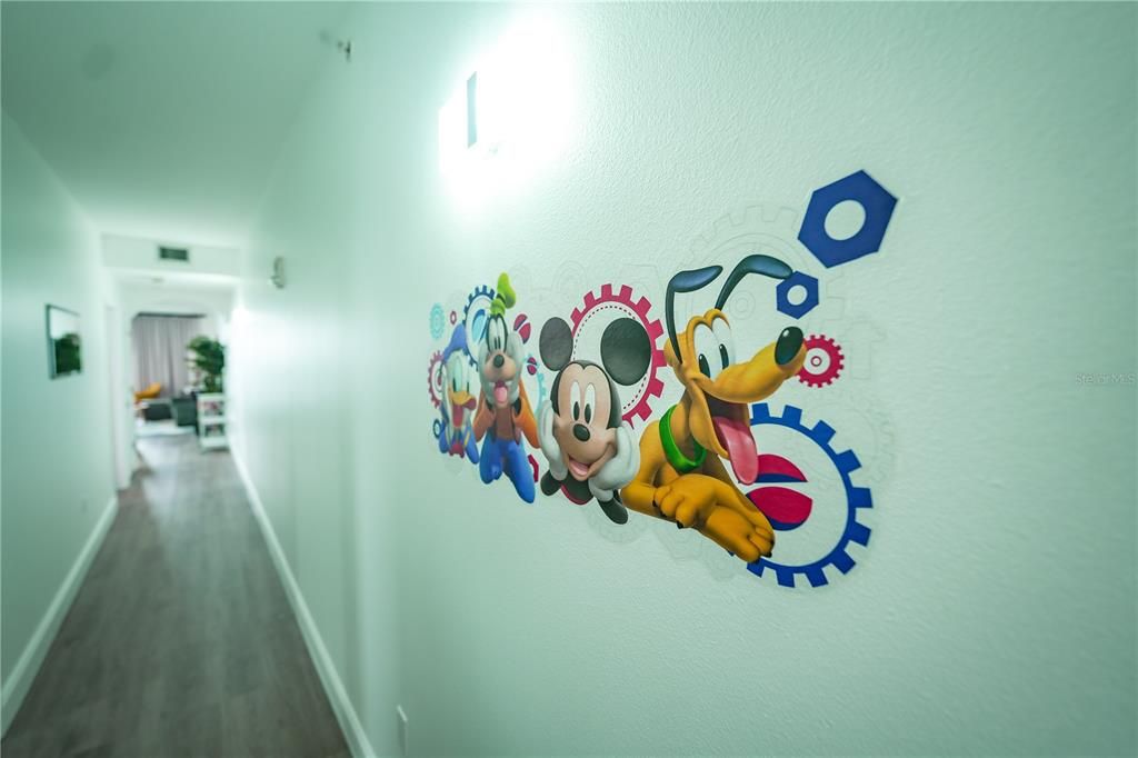 Под контрактом: $315,000 (2 спален, 2 ванн, 1078 Квадратных фут)