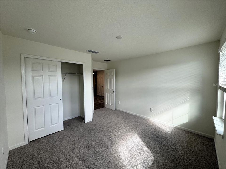 Active With Contract: $2,900 (4 beds, 3 baths, 2566 Square Feet)